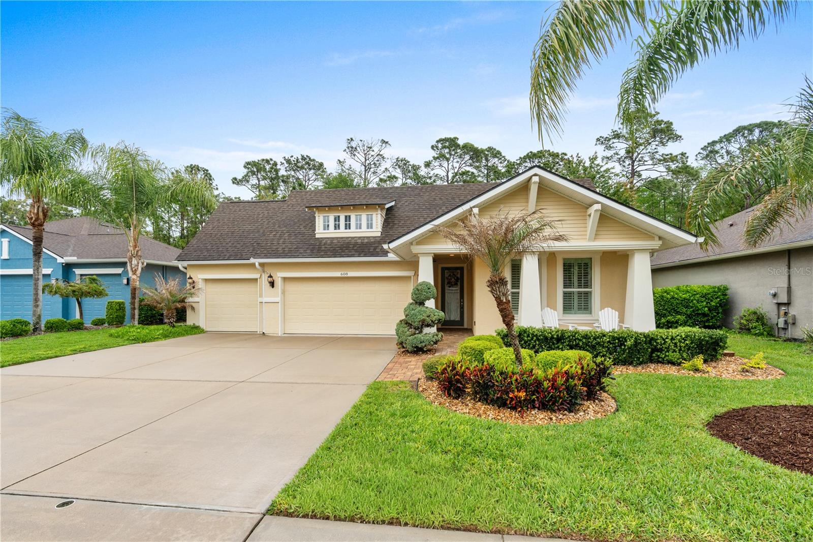 608 Aldenham Ln Property Photo 1