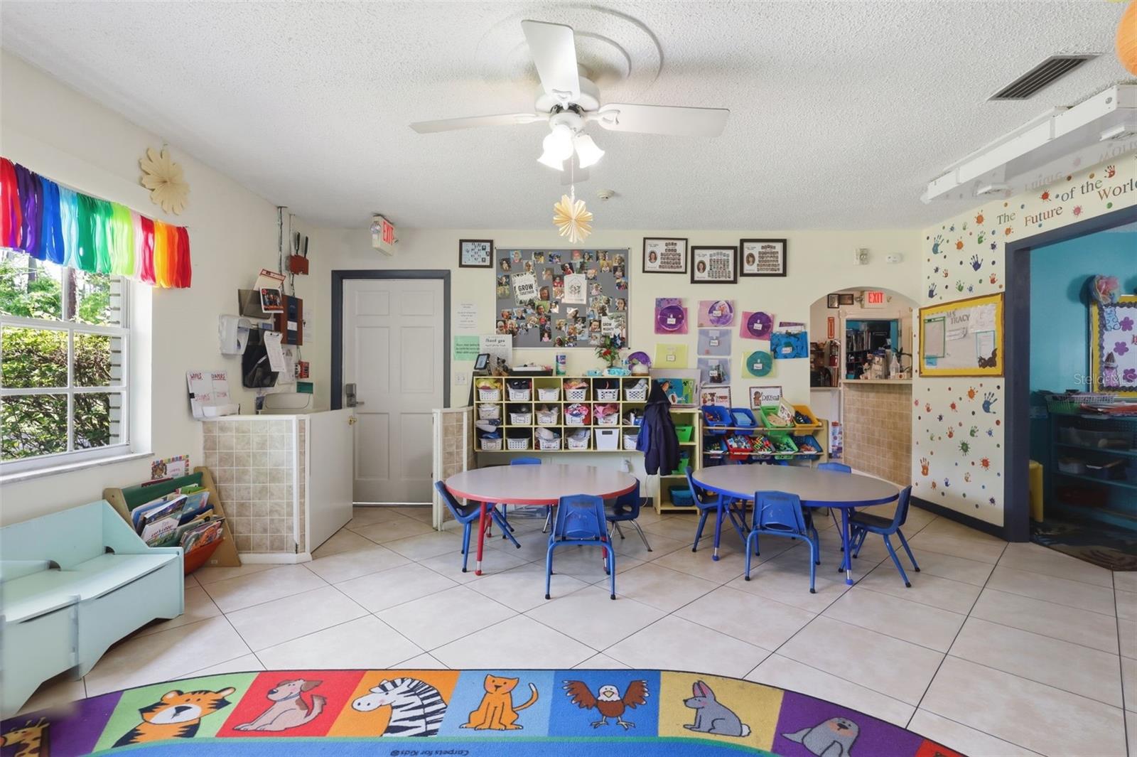 601 N Peach St Property Photo 22