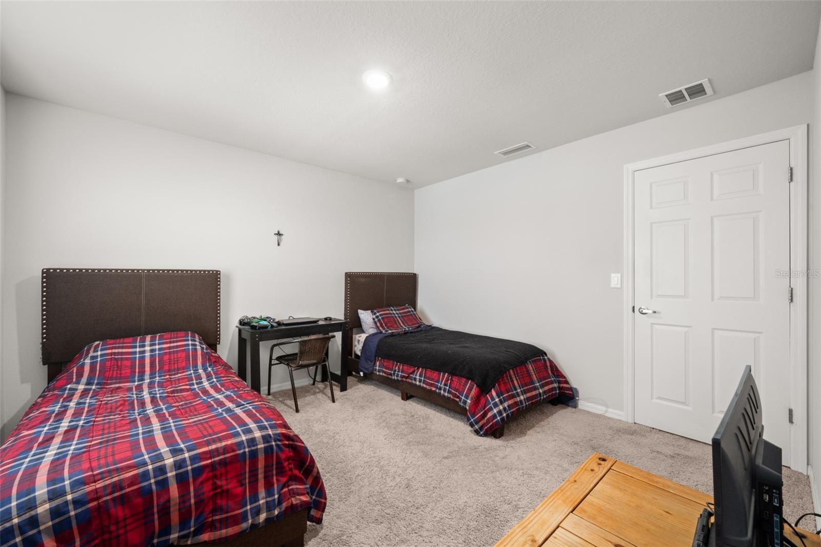 1456 Stone Ridge Cir Property Photo 18
