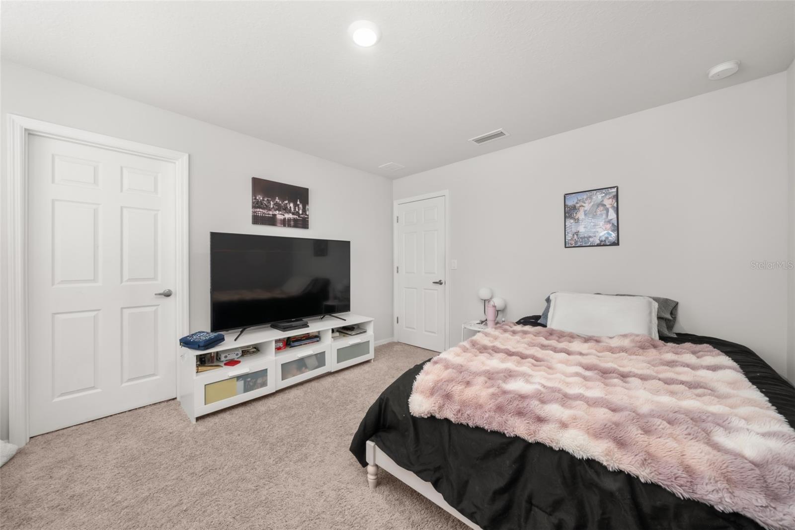 1456 Stone Ridge Cir Property Photo 23