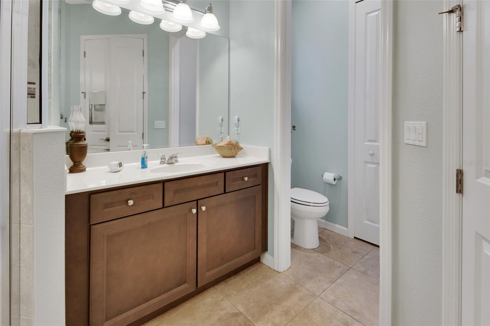 412 Tisbury Ct Property Photo 21