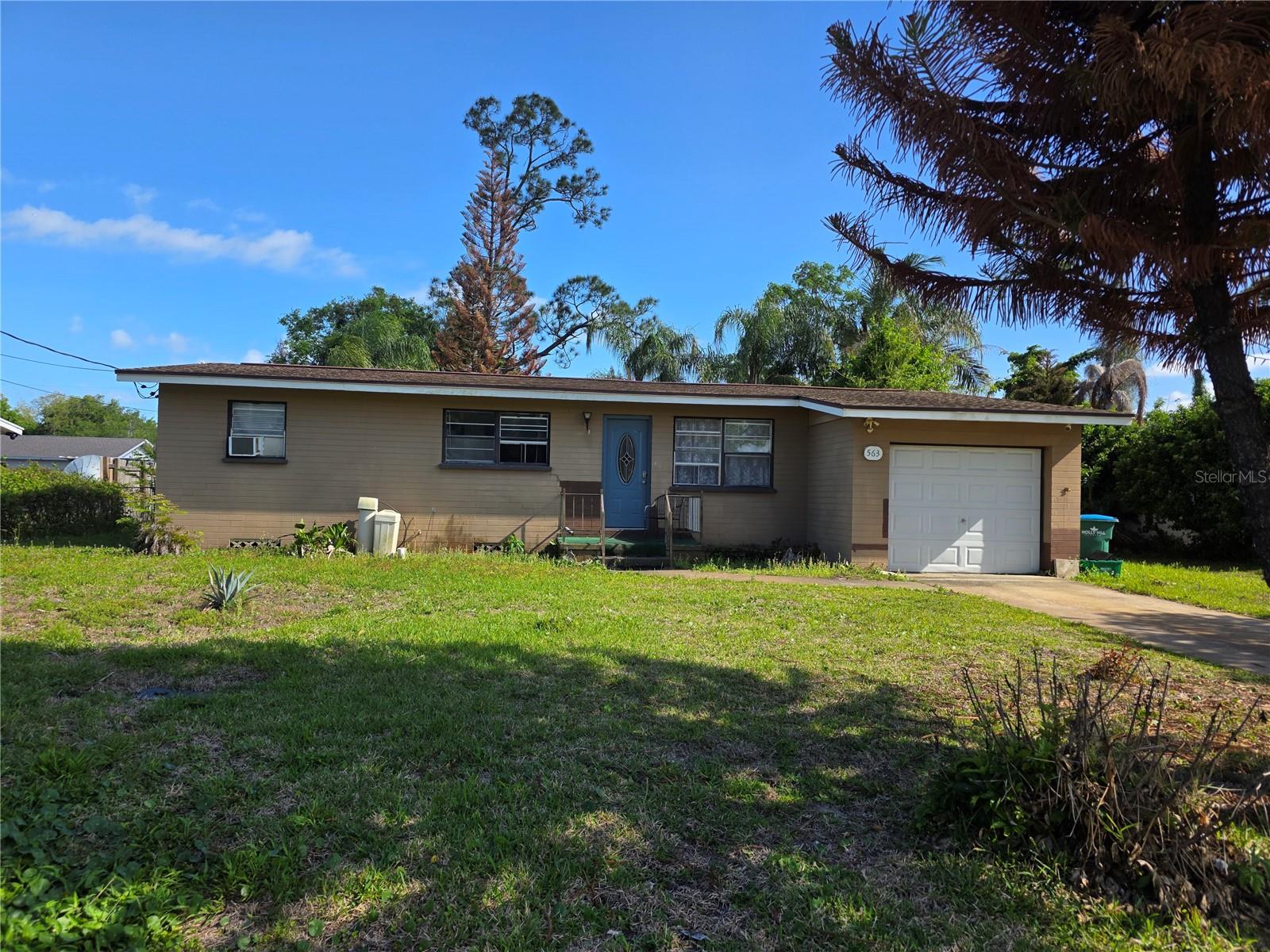 563 MARTHA DR