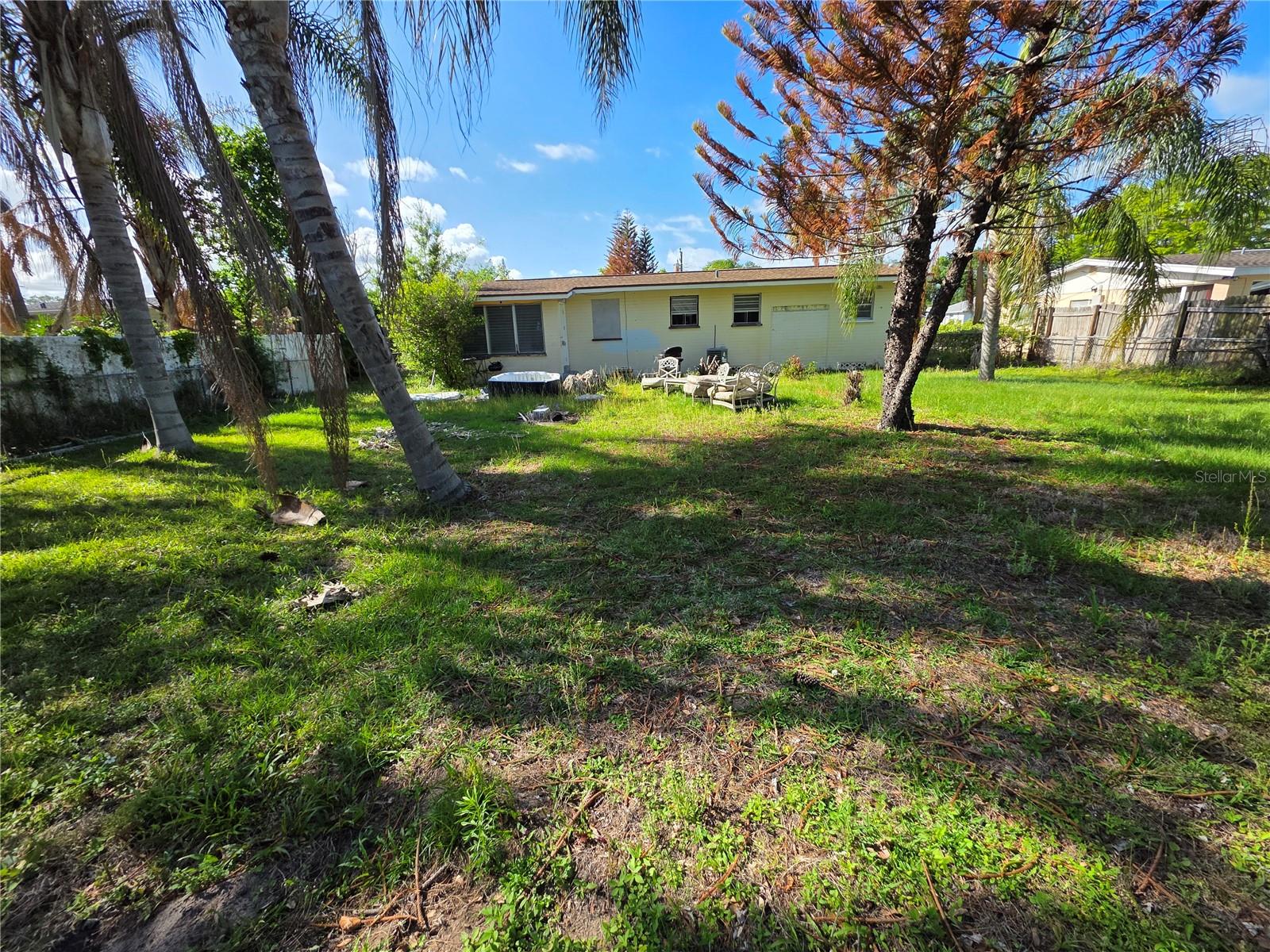 563 Martha Dr Property Photo 15