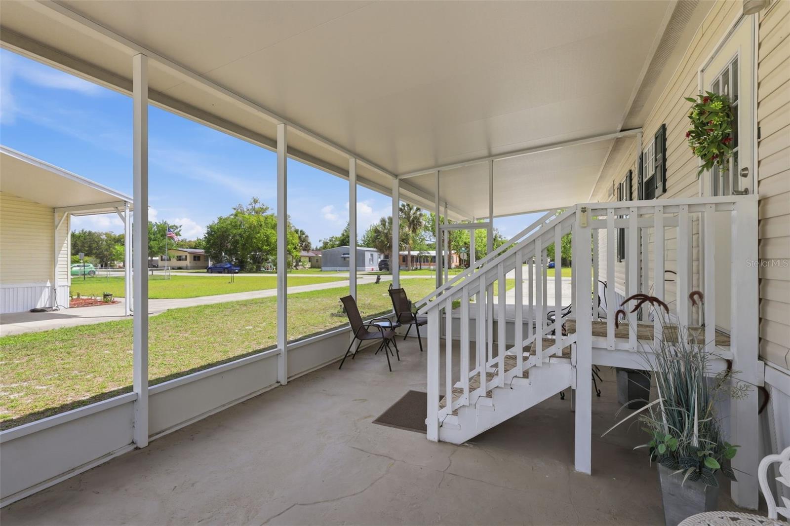 373 Dolores Blvd Property Photo 36