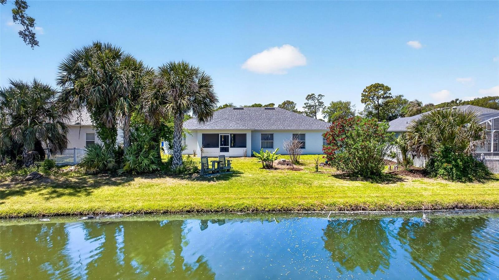 341 Mariners Gate Dr Property Photo 45