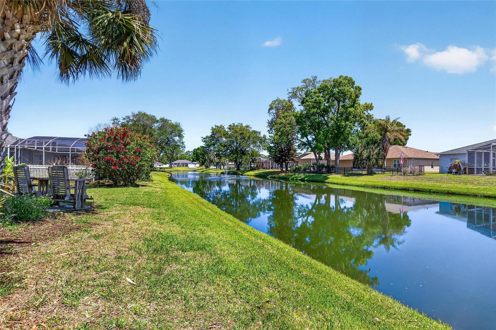 341 Mariners Gate Dr Property Photo 46