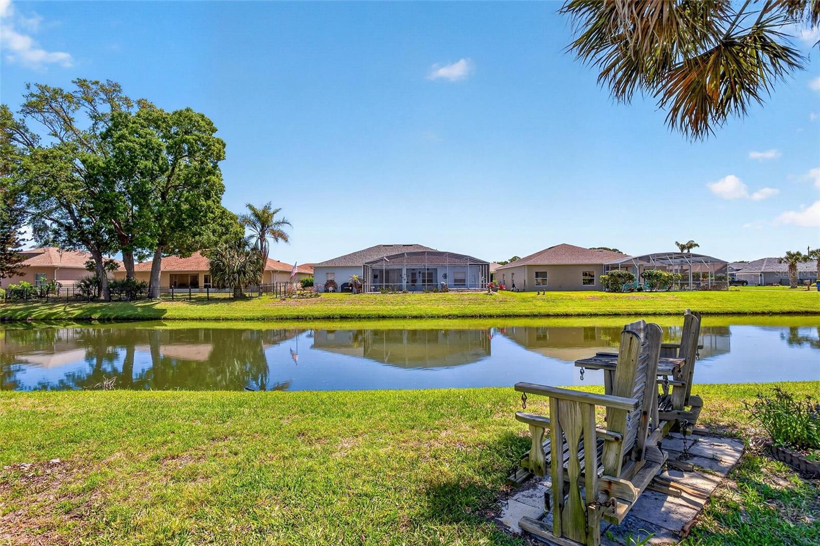 341 Mariners Gate Dr Property Photo 47