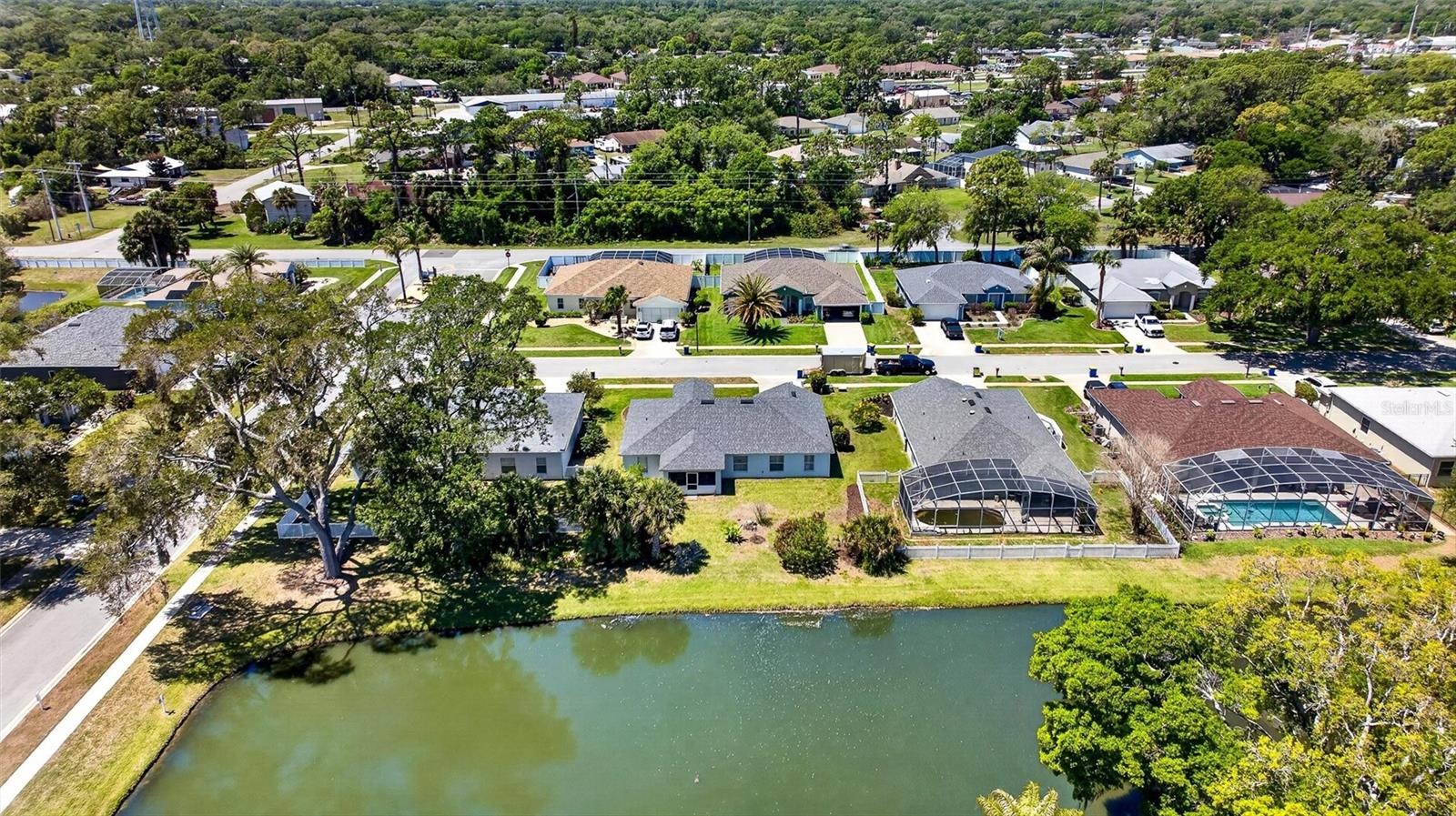 341 Mariners Gate Dr Property Photo 53