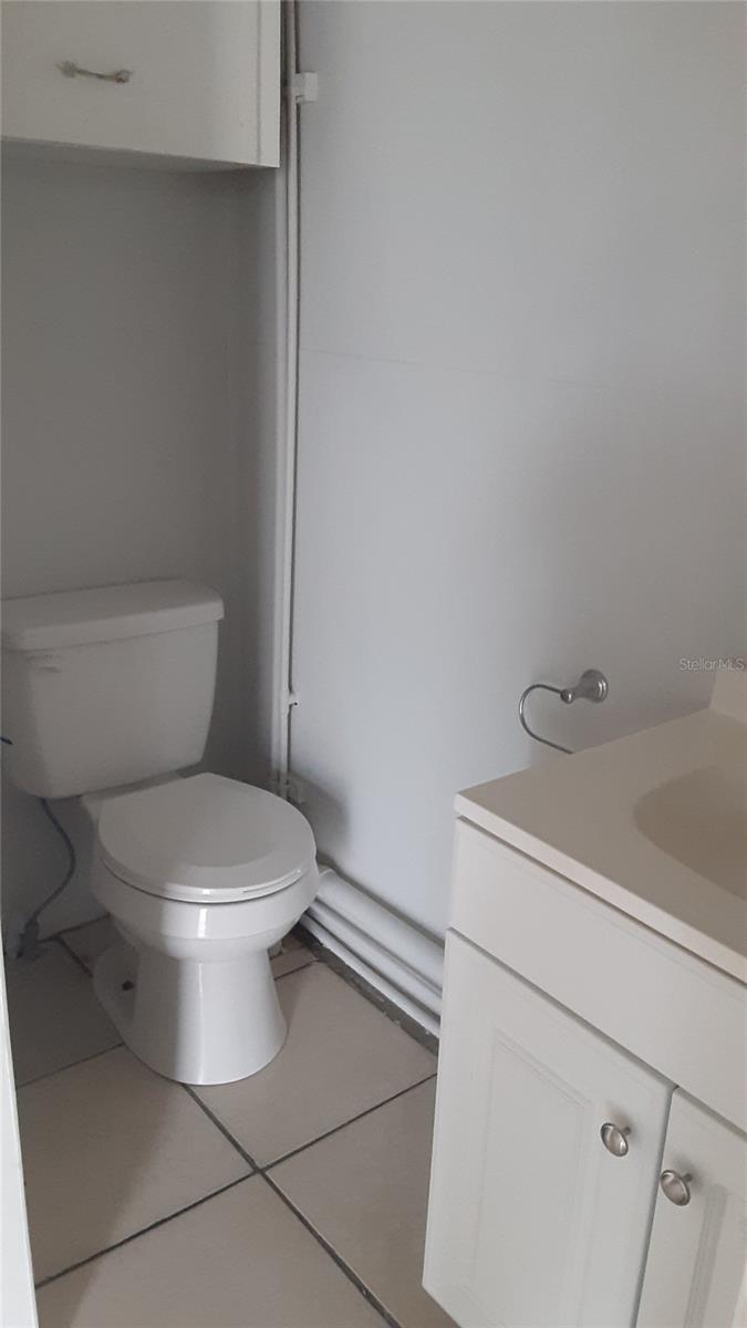 312 Frances Ter Property Photo 10