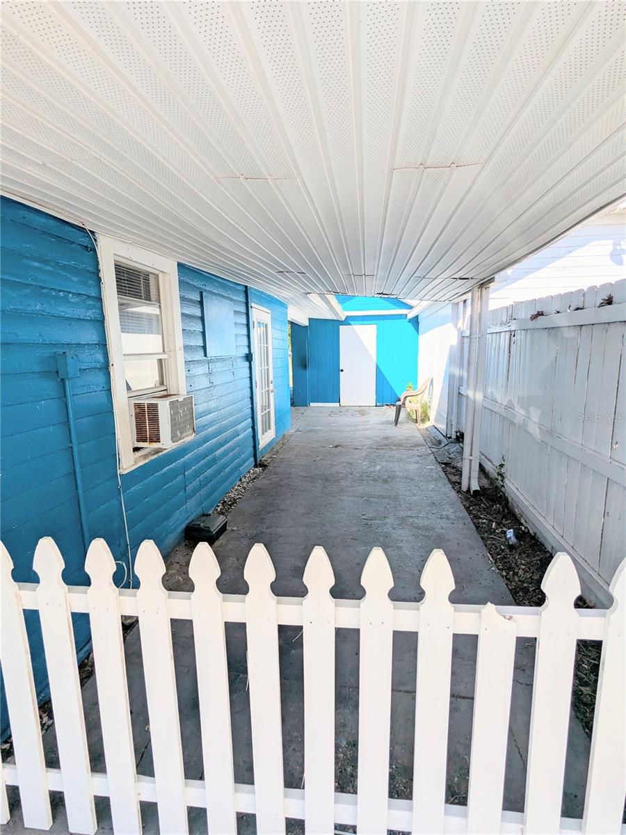 312 Frances Ter Property Photo 15