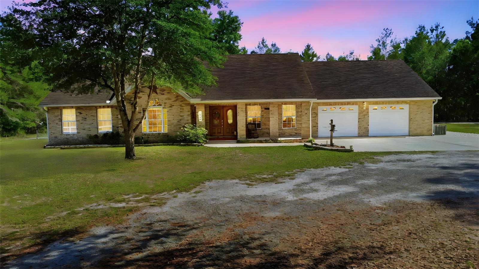 1640 Red Dog Rd Property Photo 2