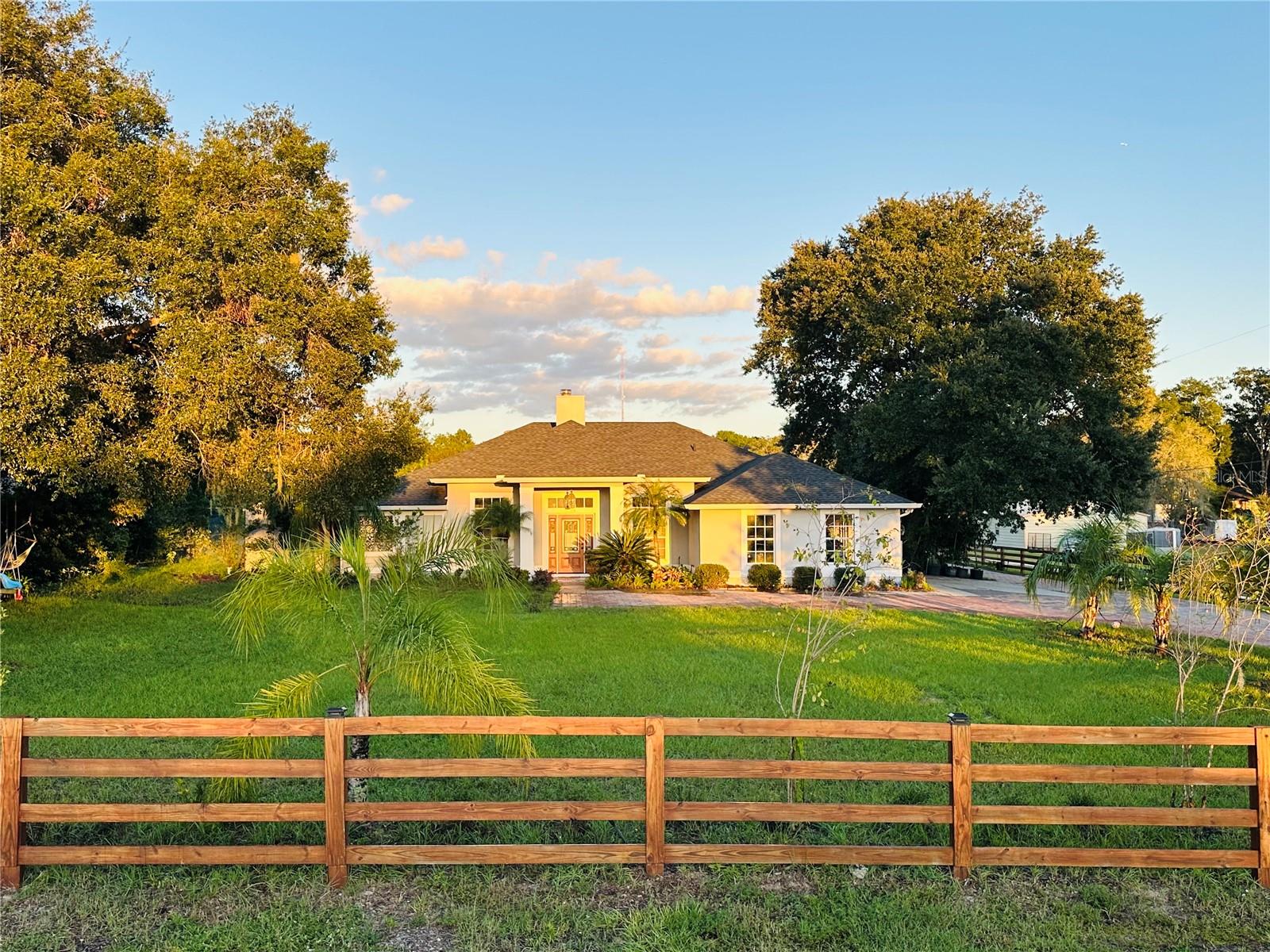 1889 Ranchland Trl Property Photo 7