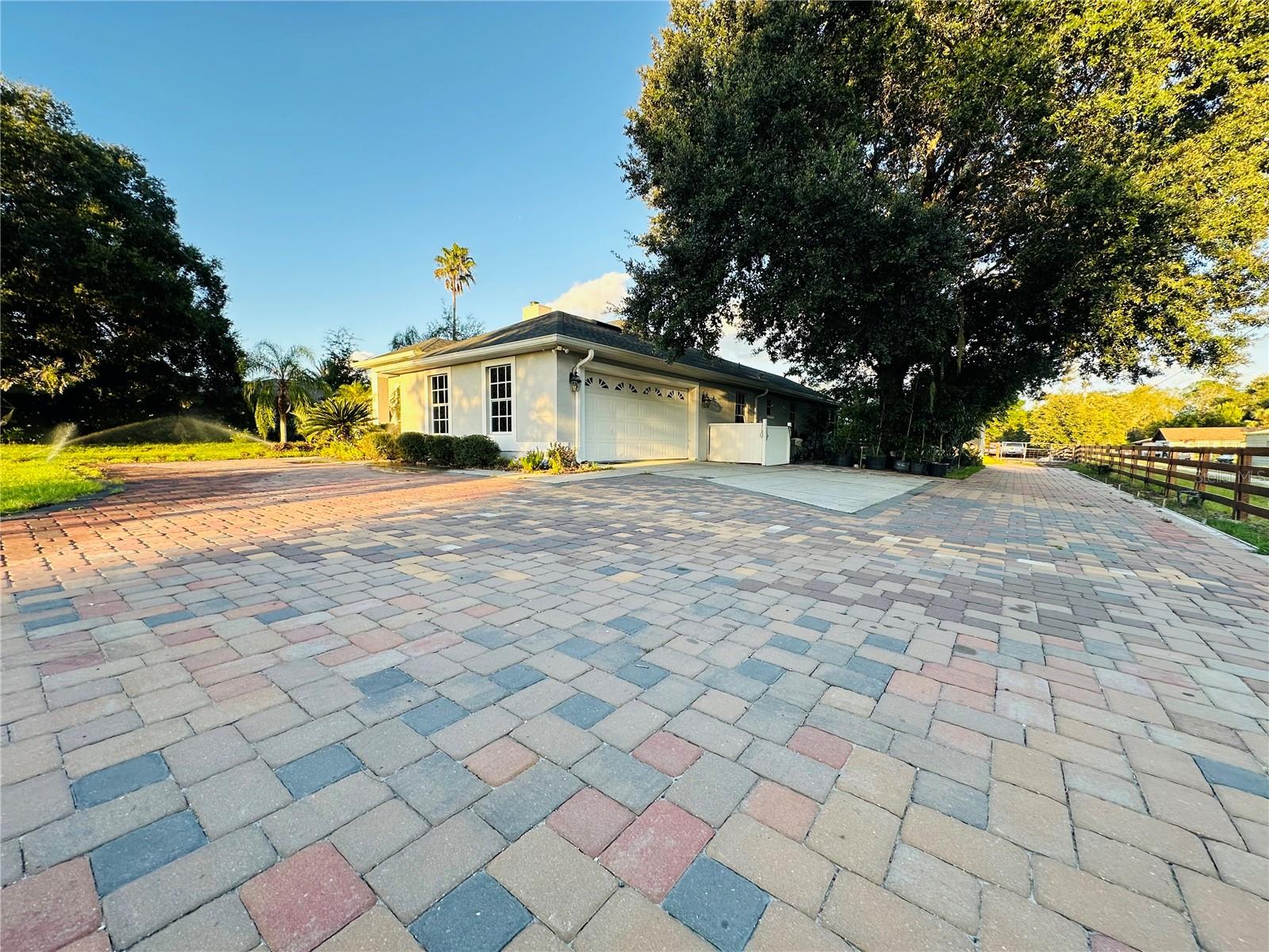 1889 Ranchland Trl Property Photo 8