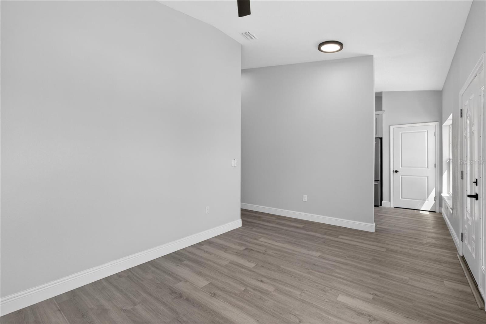 1754 Maryland Ave Property Photo 14