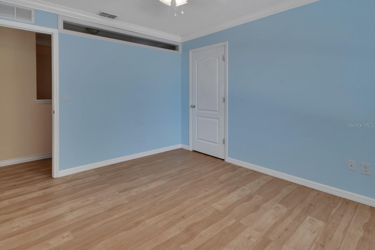 831 Oak Hollow Loop Property Photo 31