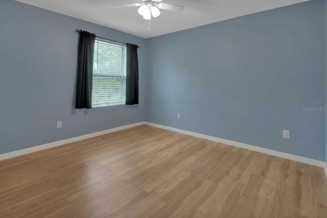 831 Oak Hollow Loop Property Photo 33