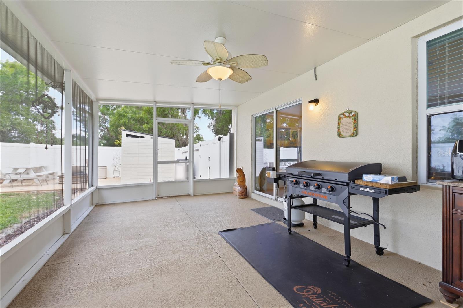 831 Oak Hollow Loop Property Photo 42
