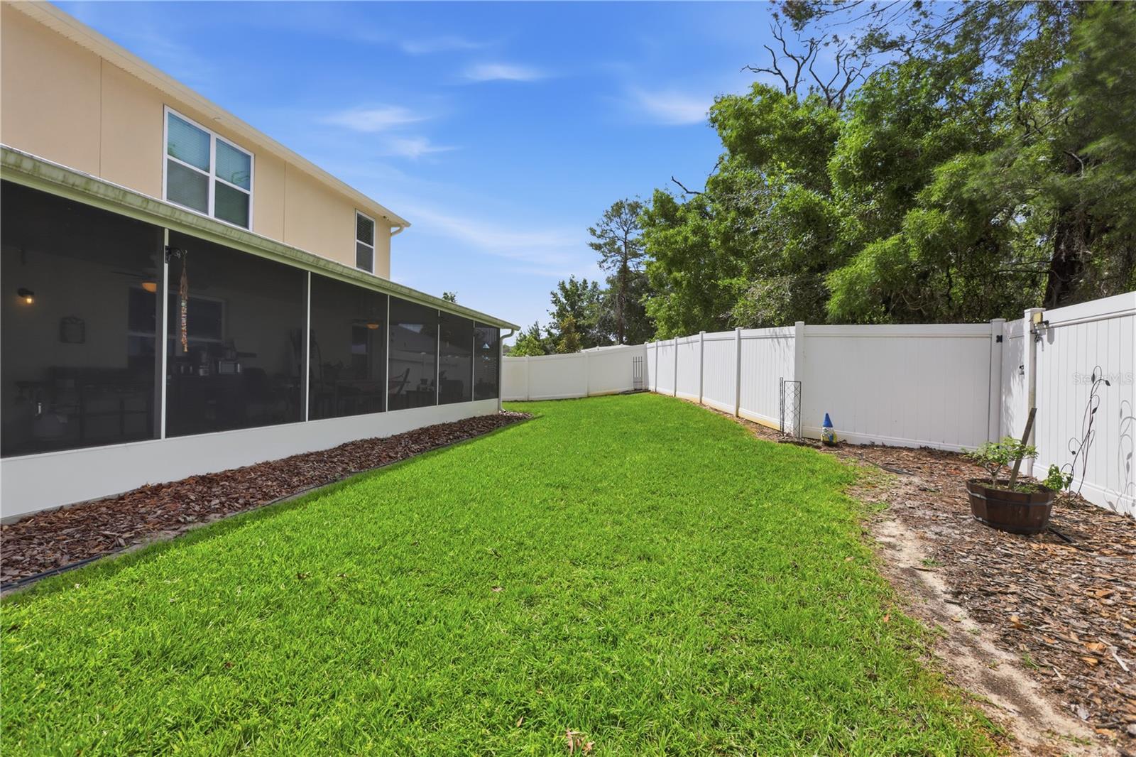 831 Oak Hollow Loop Property Photo 47