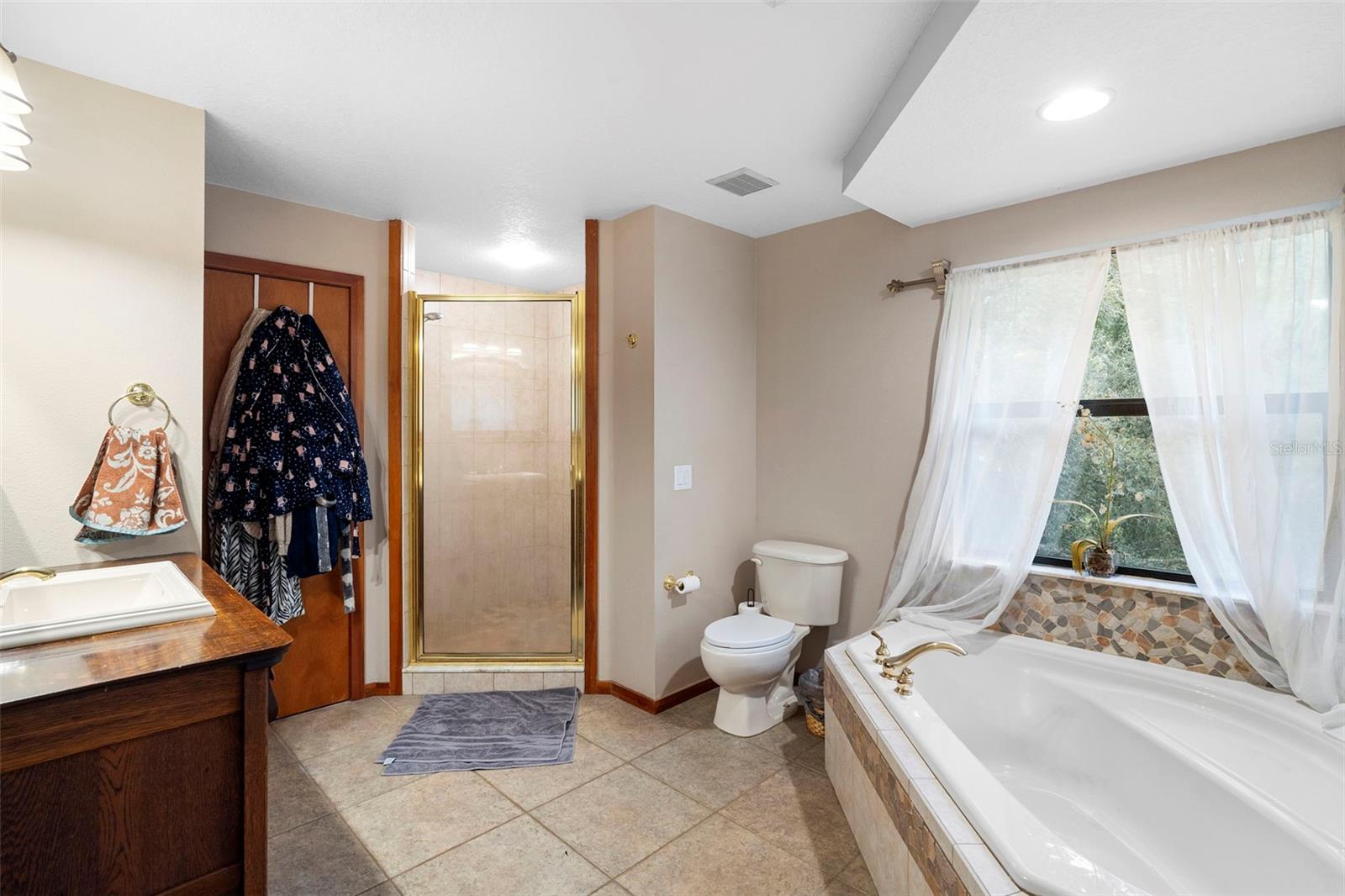 1268 Mcgregor Rd Property Photo 16