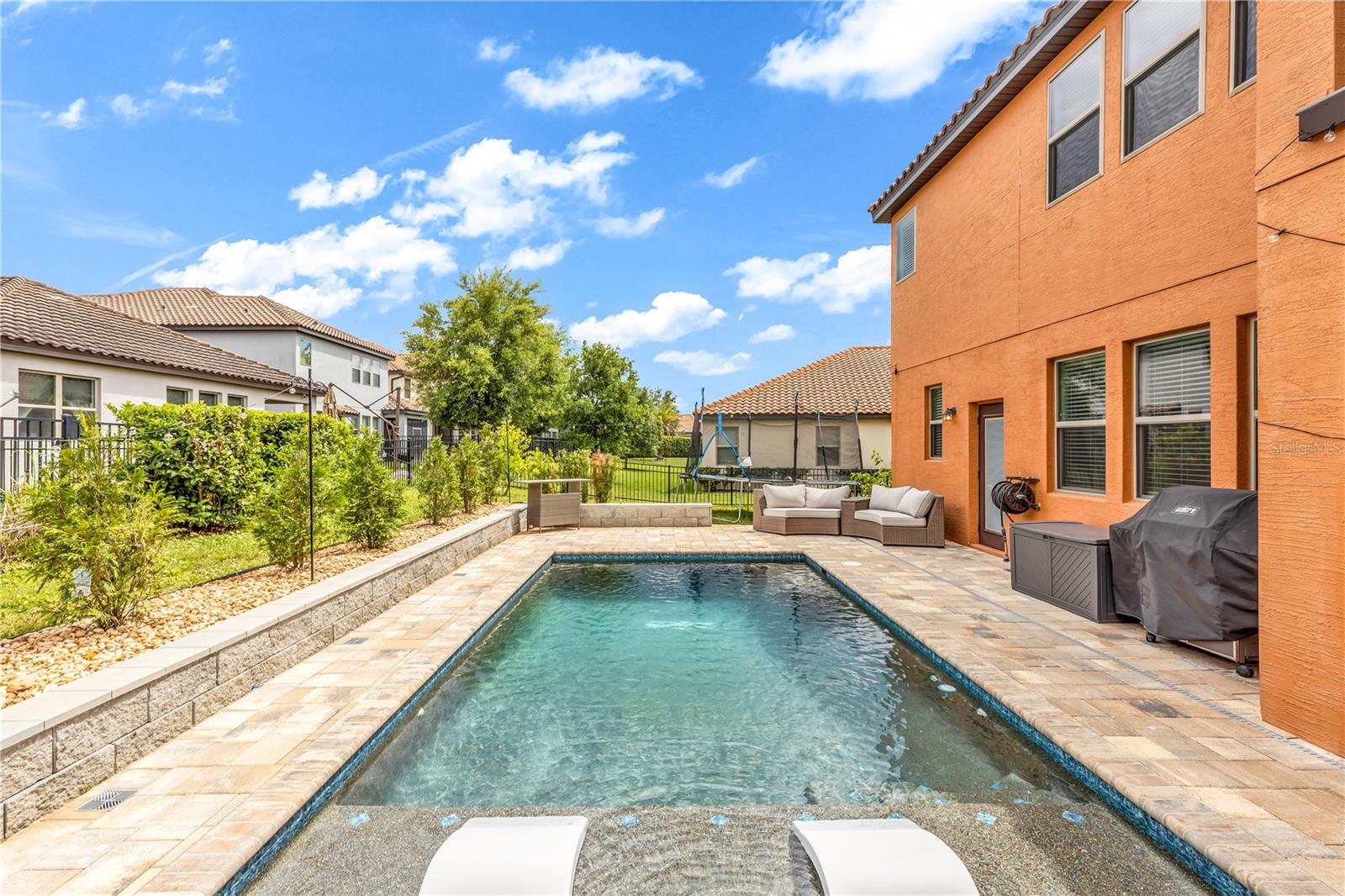 239 Lugano Way Property Photo 2