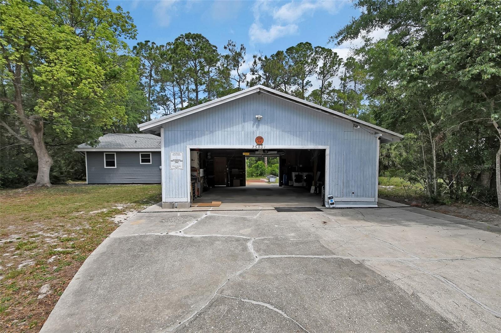 25801 Blue Lakes Dr Property Photo 2