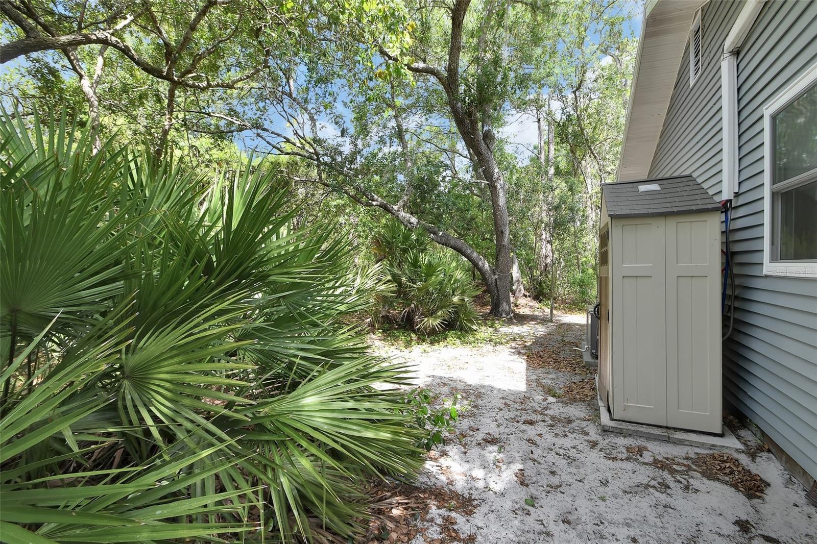 25801 Blue Lakes Dr Property Photo 26