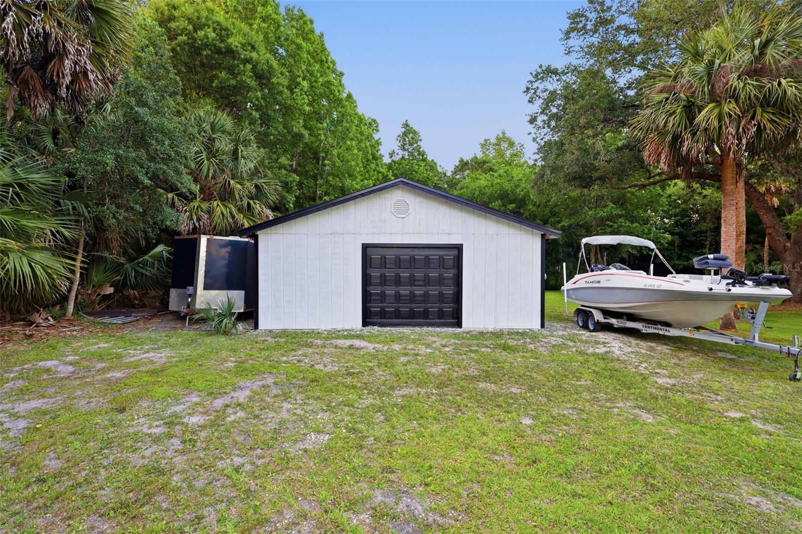 155 E Country Circle Dr E Property Photo 49