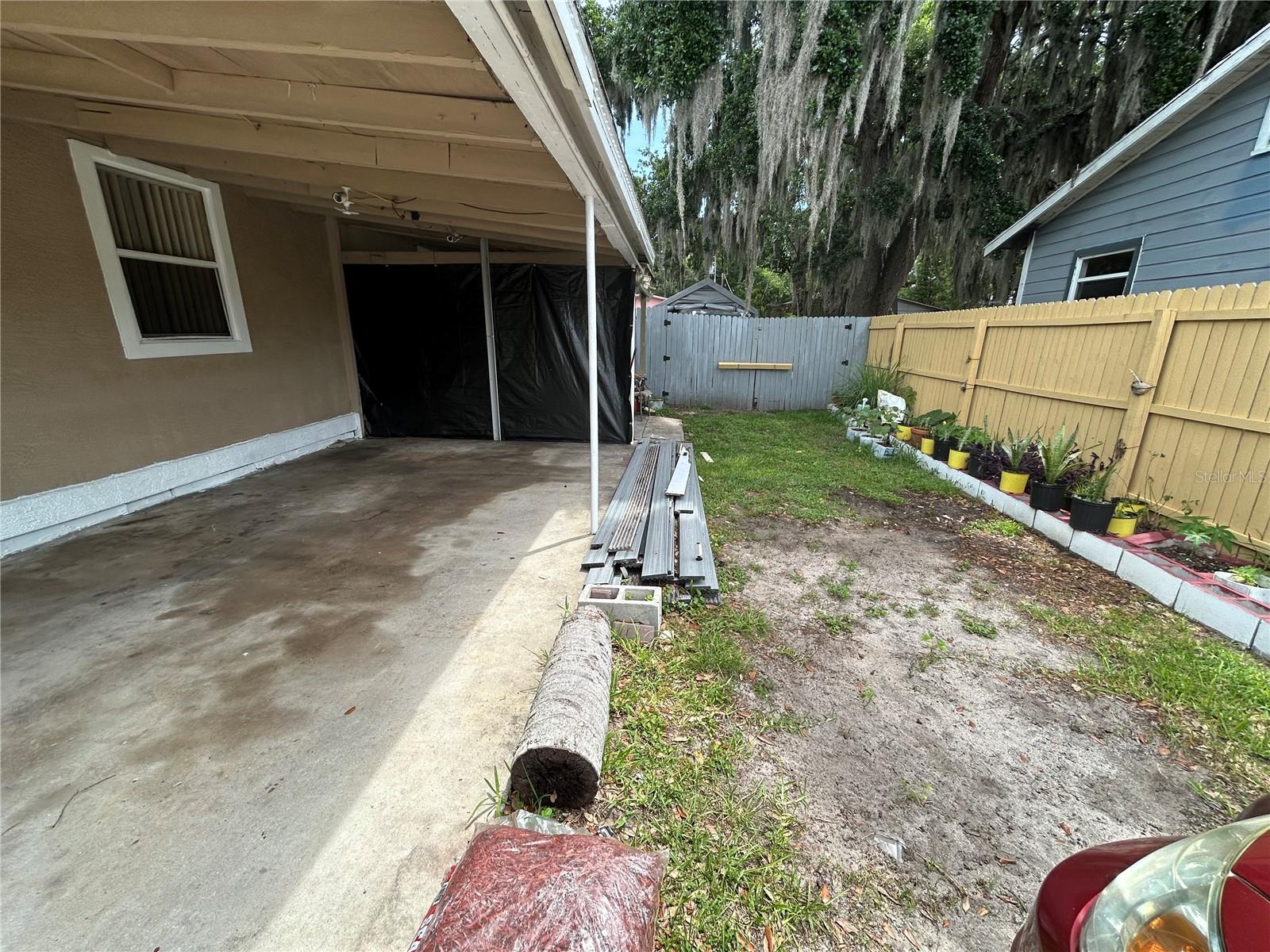 629 Holmes Ave Property Photo 5