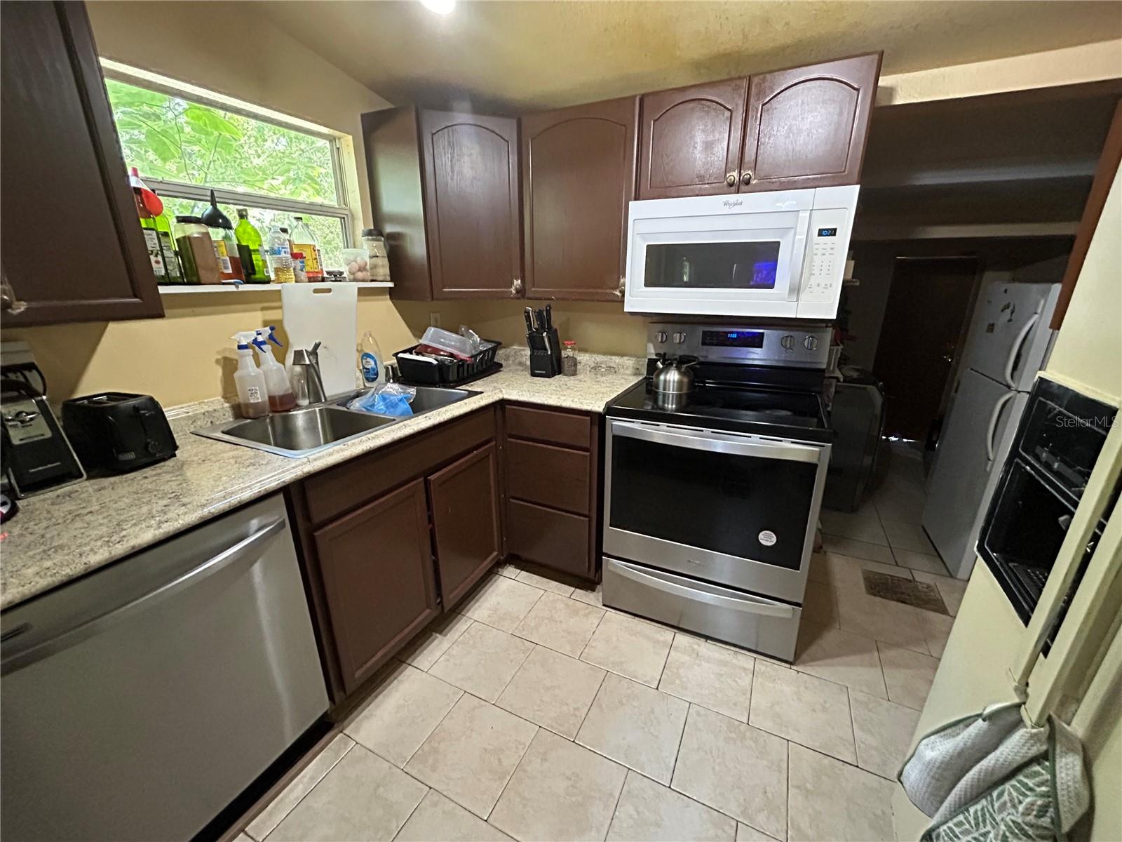 629 Holmes Ave Property Photo 13