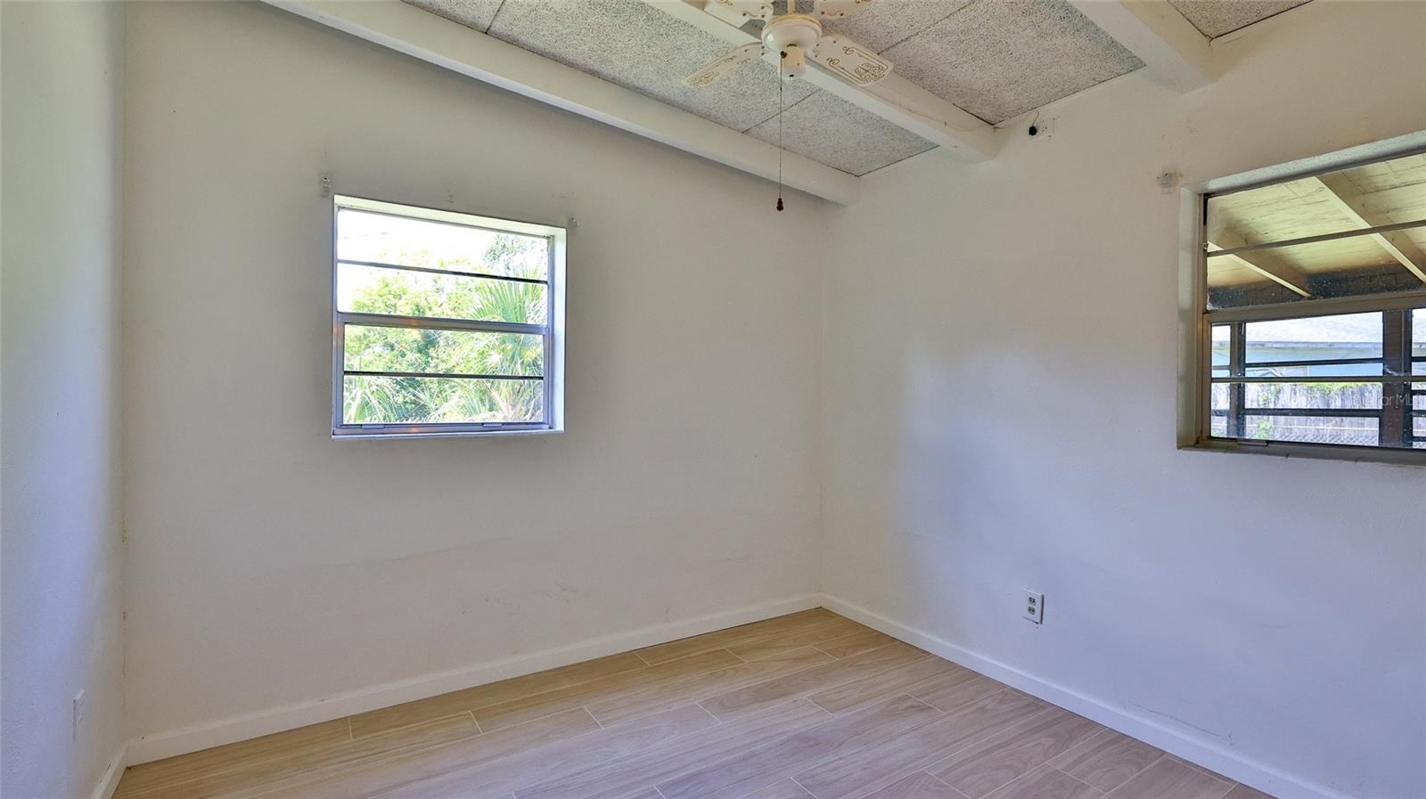 536 Dorothy Ave Property Photo 11