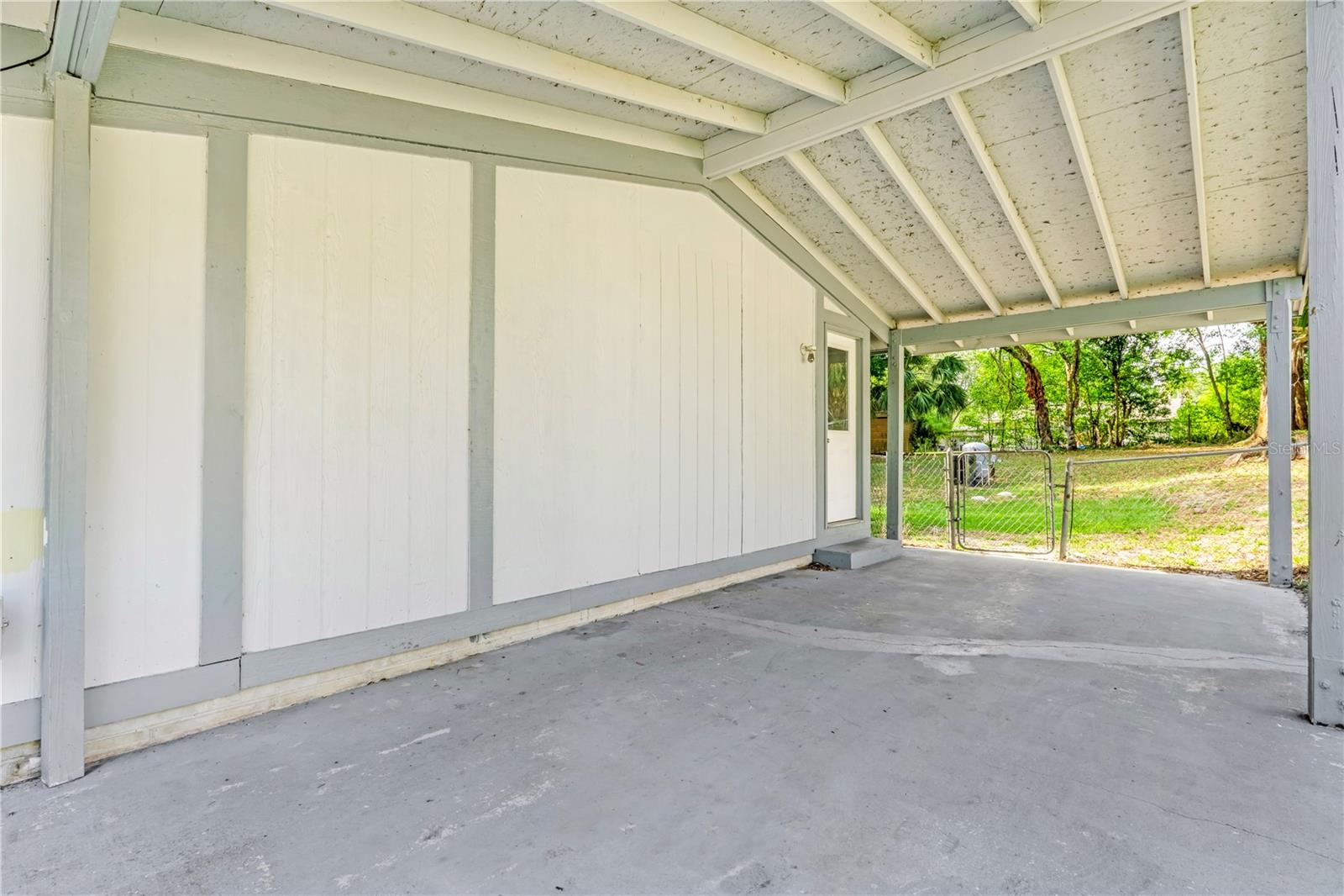 133 Colomba Rd Property Photo 20
