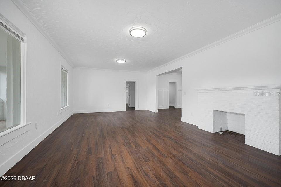 934 S Ridgewood Ave Property Photo 21