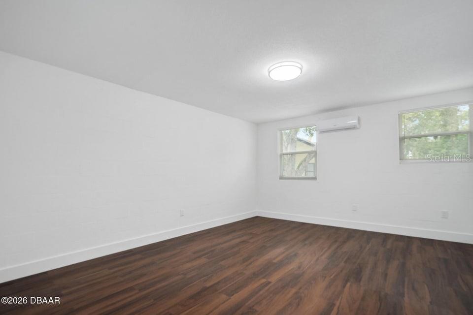 934 S Ridgewood Ave Property Photo 27
