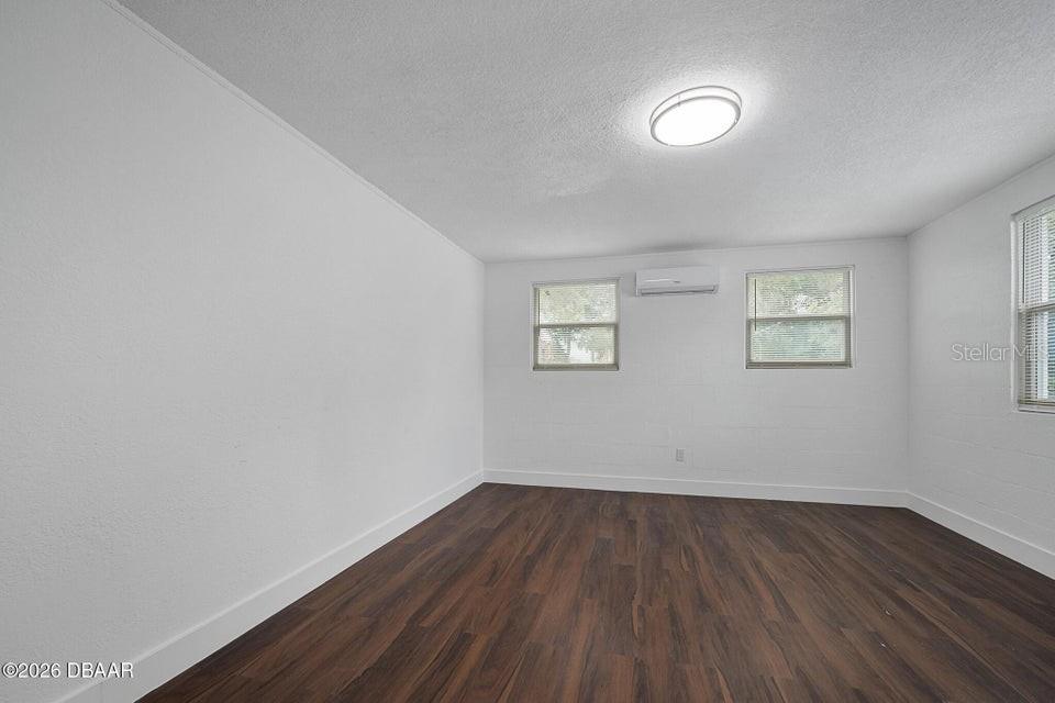 934 S Ridgewood Ave Property Photo 30