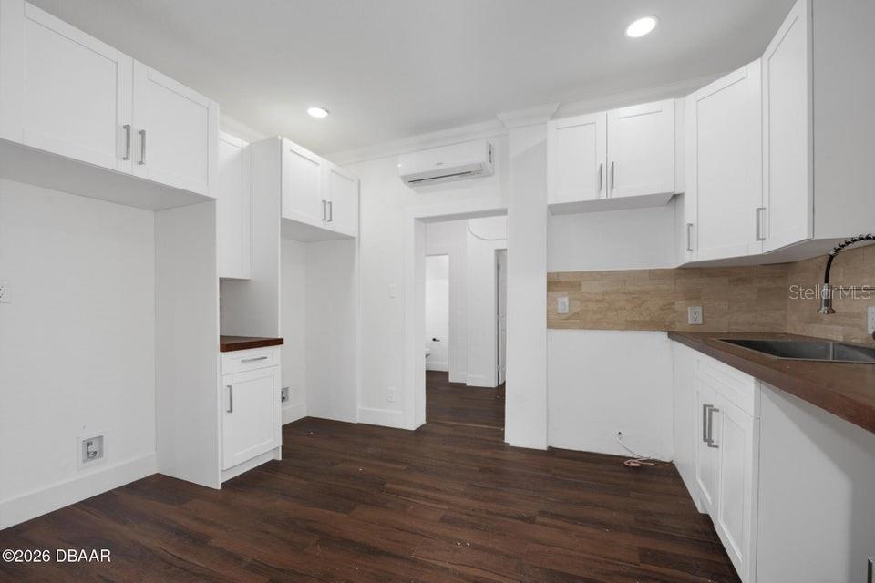 934 S Ridgewood Ave Property Photo 34