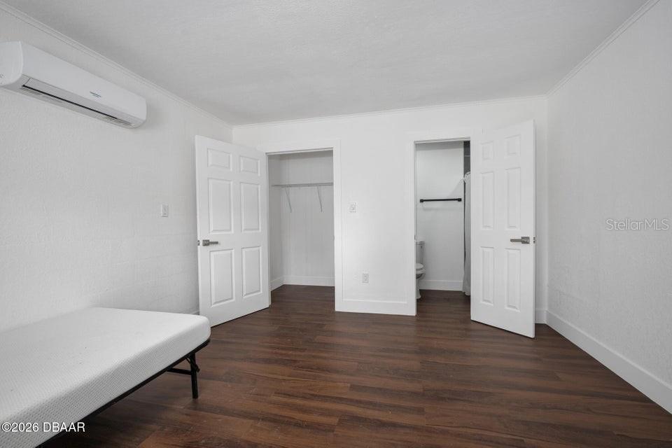 934 S Ridgewood Ave Property Photo 53