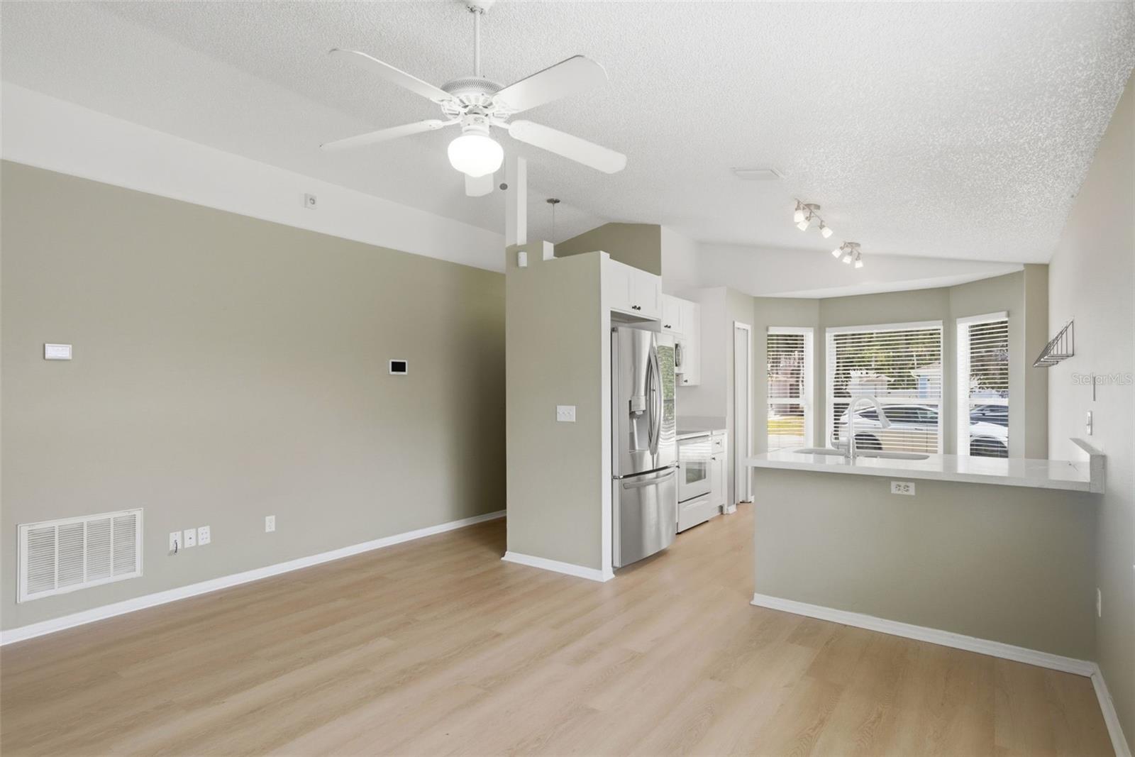 2308 Donegan Pl Property Photo 5
