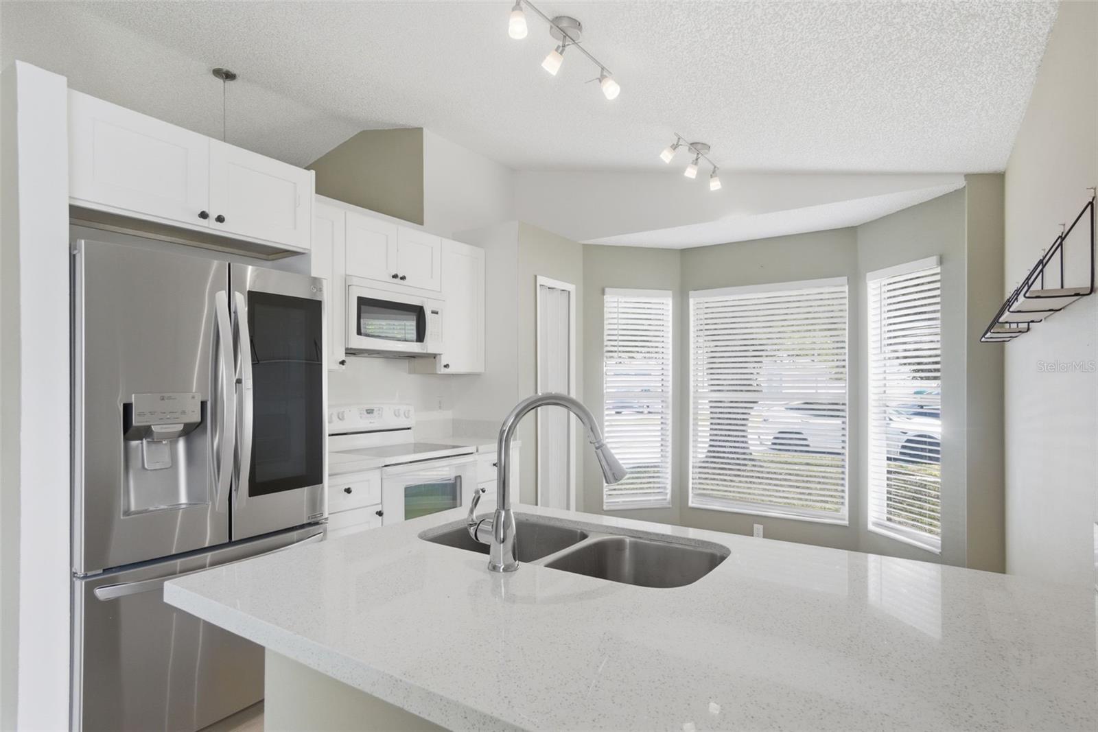 2308 Donegan Pl Property Photo 9