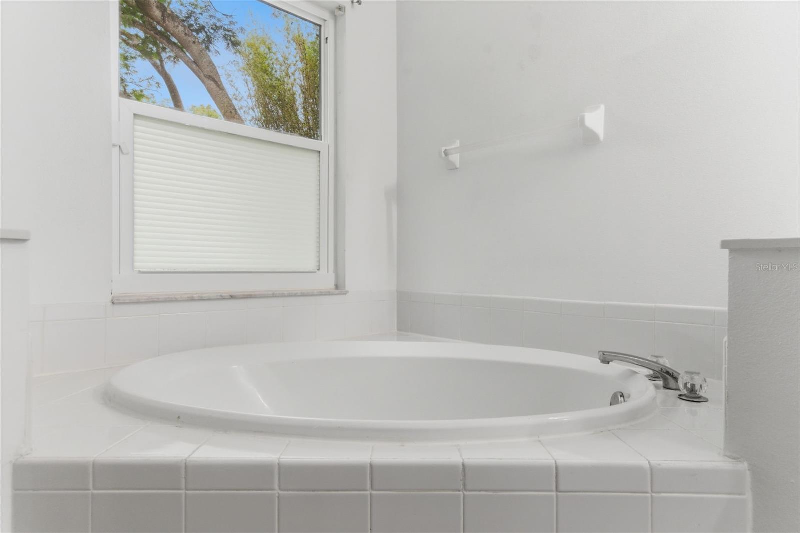 2308 Donegan Pl Property Photo 22