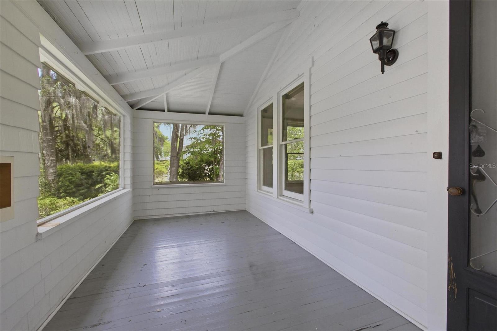 533 N Sans Souci Ave Property Photo 5