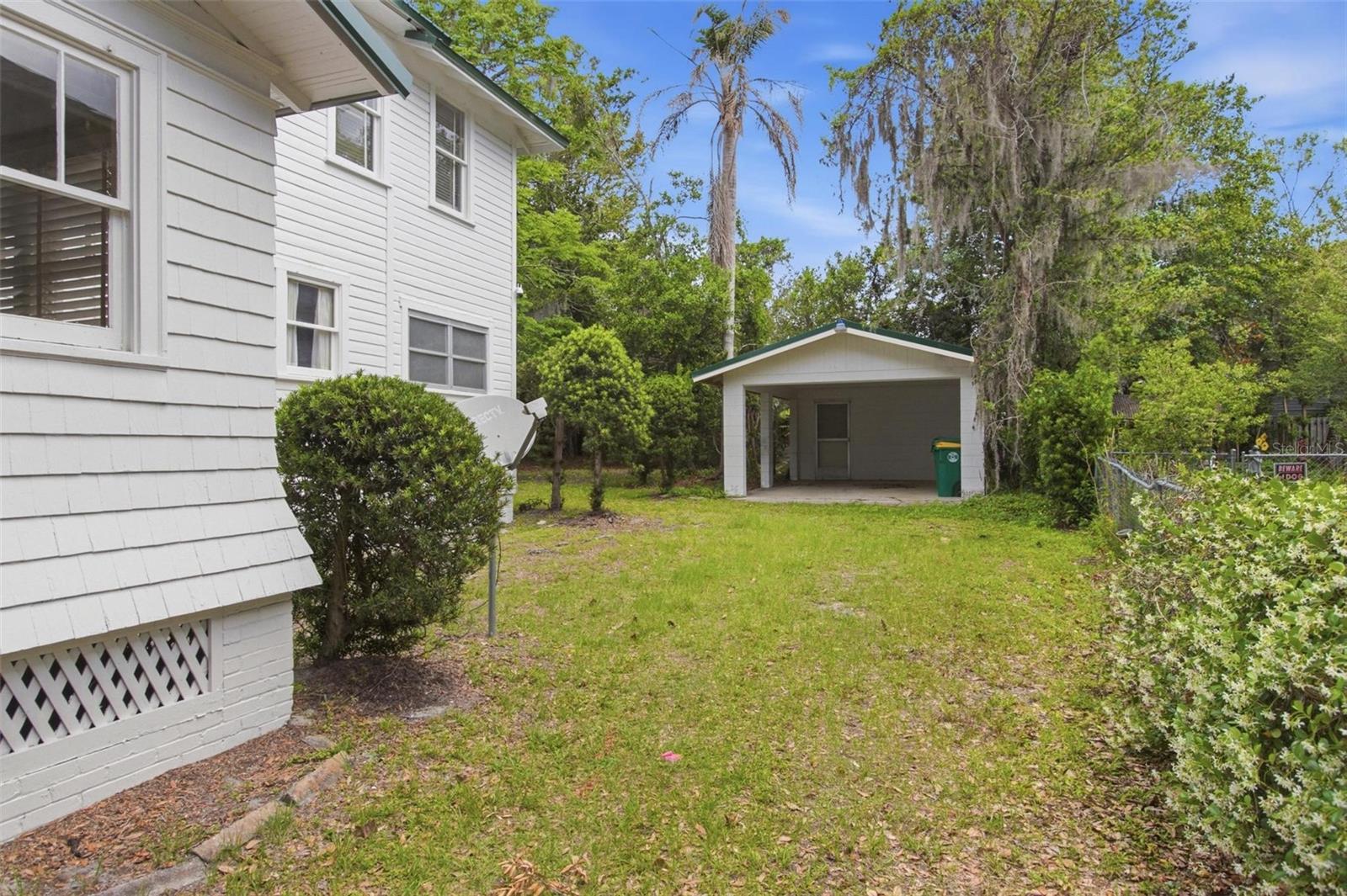 533 N Sans Souci Ave Property Photo 32
