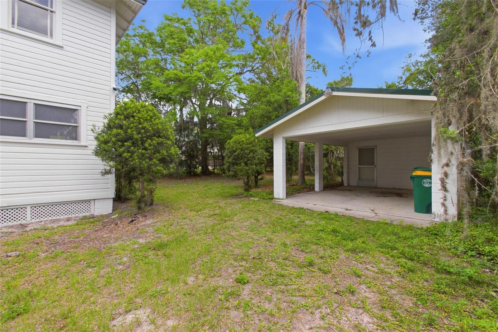 533 N Sans Souci Ave Property Photo 33