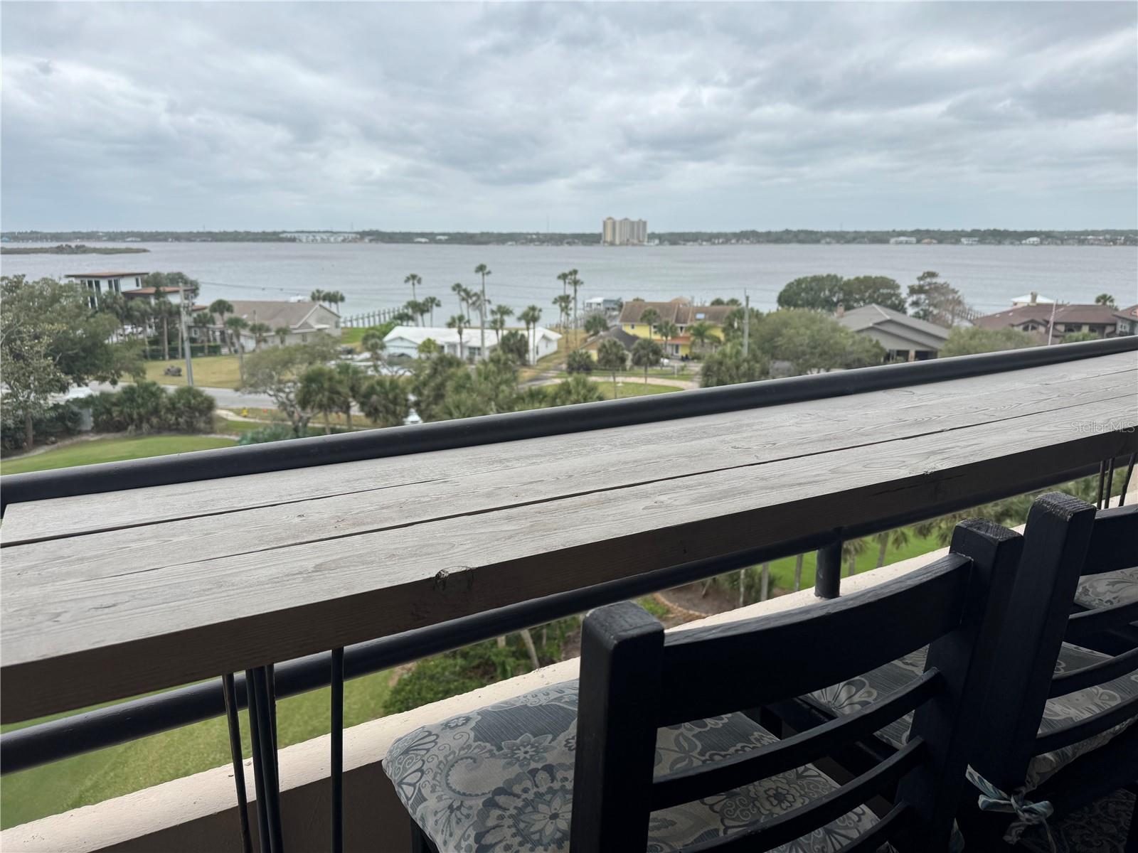 1 Oceans West Blvd #6b1 Property Photo 4