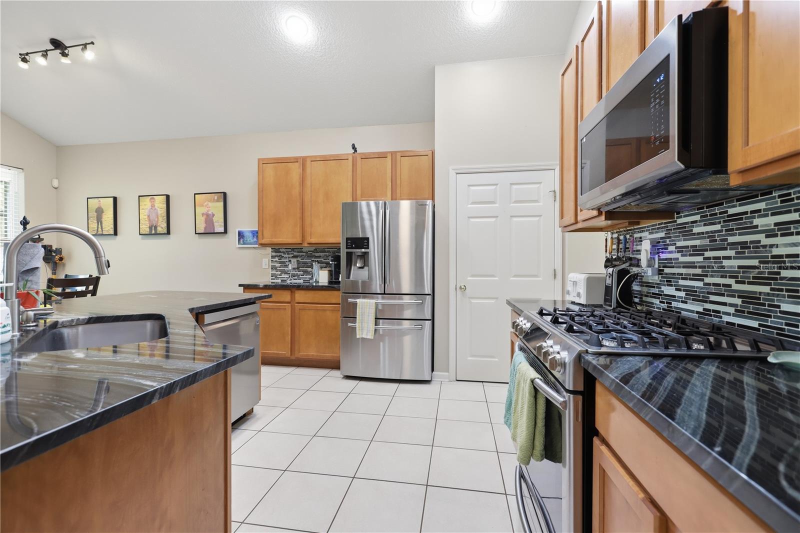 423 Victoria Hills Dr Property Photo 12