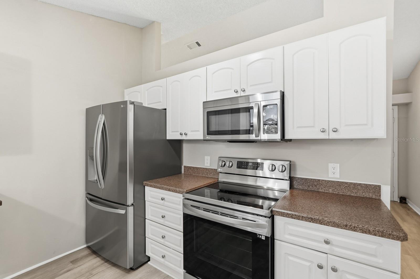 3153 Byington Ter Property Photo 15