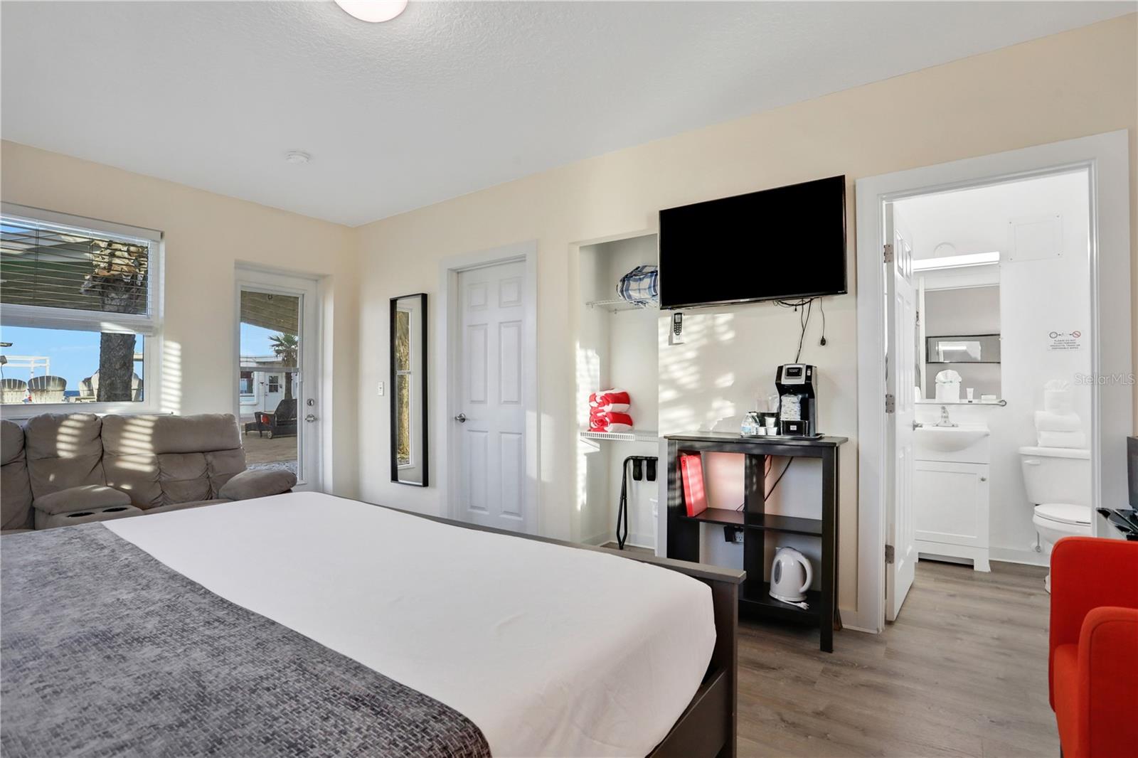 1204 S Ocean Shore Blvd Property Photo 6