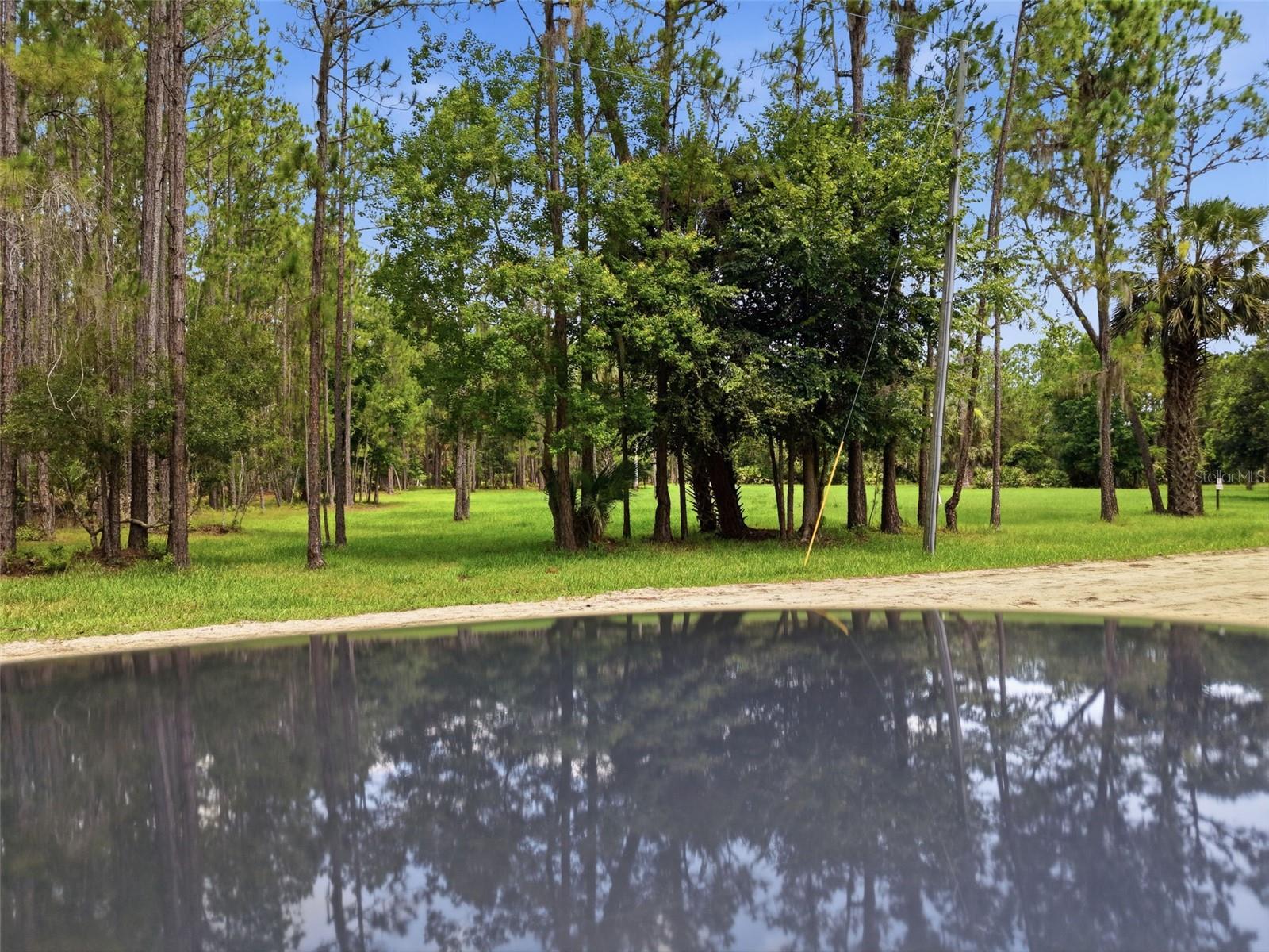 2140 St Johns River Rd Property Photo 2