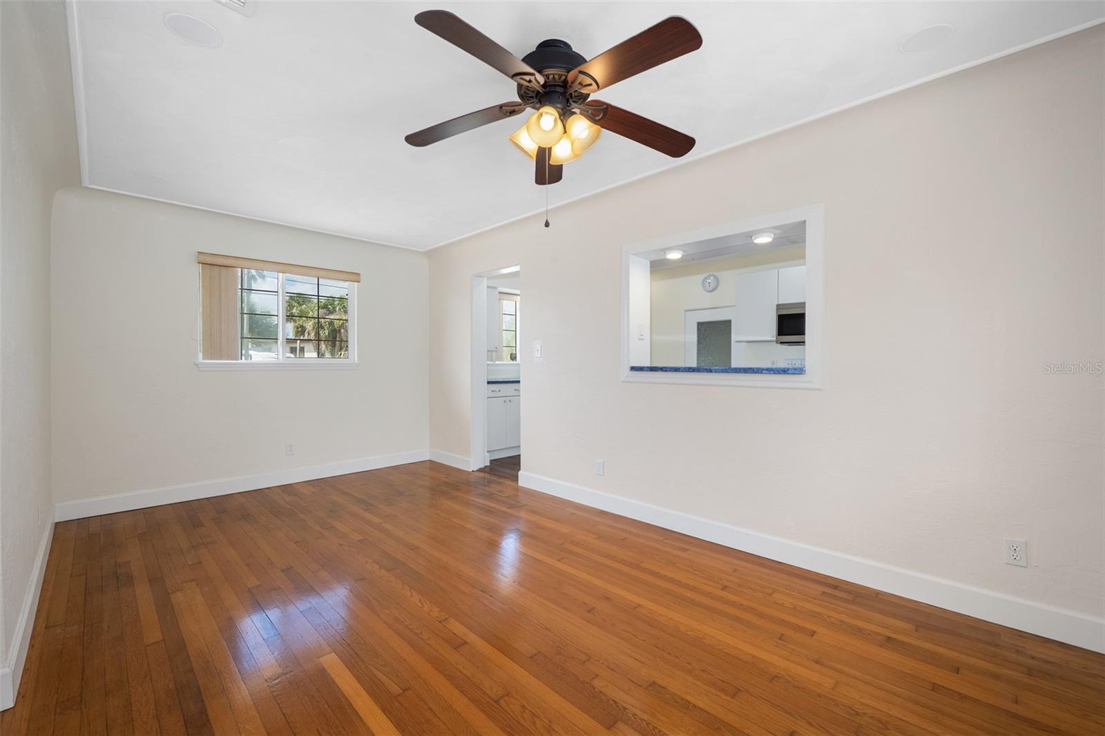 307 Manhattan Ave Property Photo 24