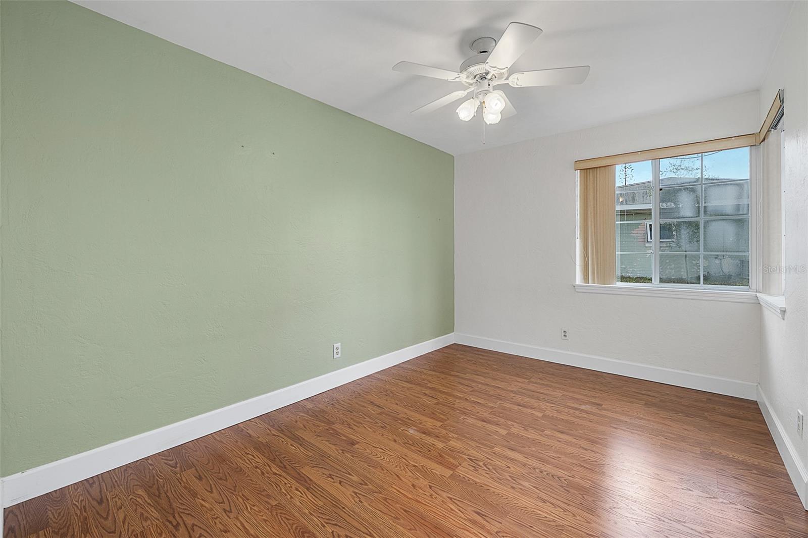 307 Manhattan Ave Property Photo 37