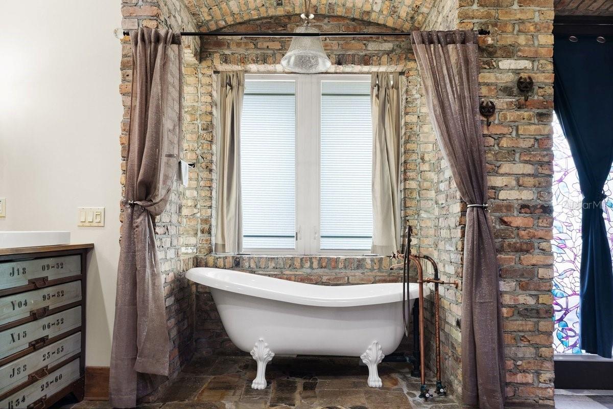 4290 Pioneer Trl Property Photo 53